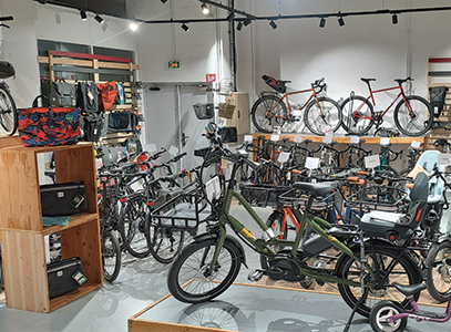 Intérieur magasin de vélos Cergy Pontoise