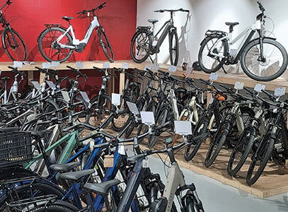 Intérieur magasin de vélos Cergy Pontoise