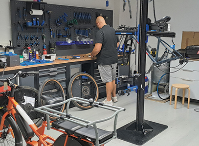 Intérieur magasin de vélos Cergy Pontoise